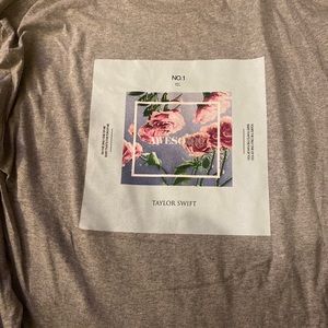 Taylor Swift Me! Gray Long Sleeve Shirt XL Limited Edition NEVER WORN